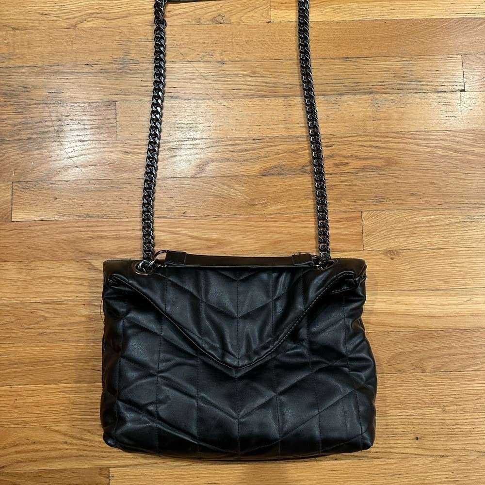 Sondra Roberts Black Quilted Shoulder Bag with Chain Straps - Picture 4 of 5